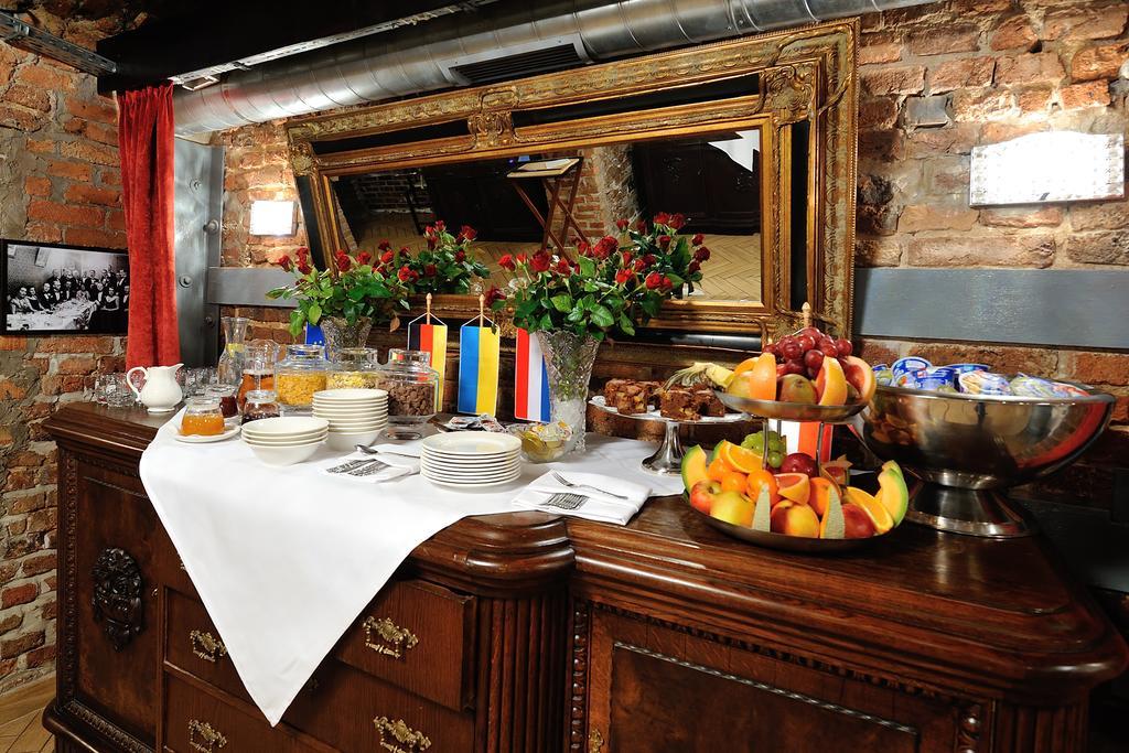 Hotel Centrum Sosnowiec Kültér fotó