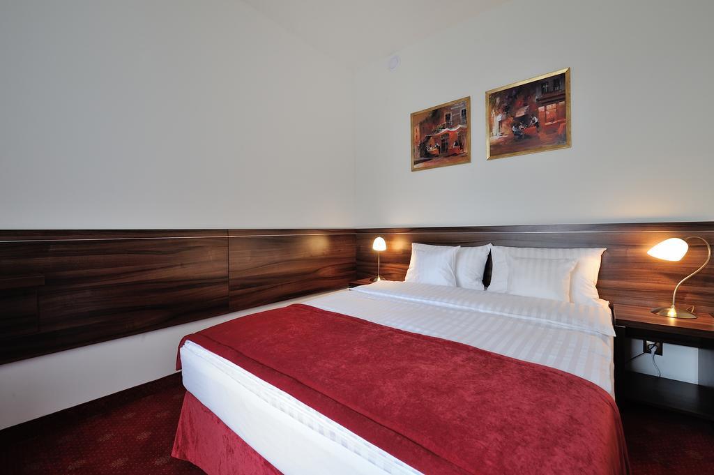 Hotel Centrum Sosnowiec Szoba fotó