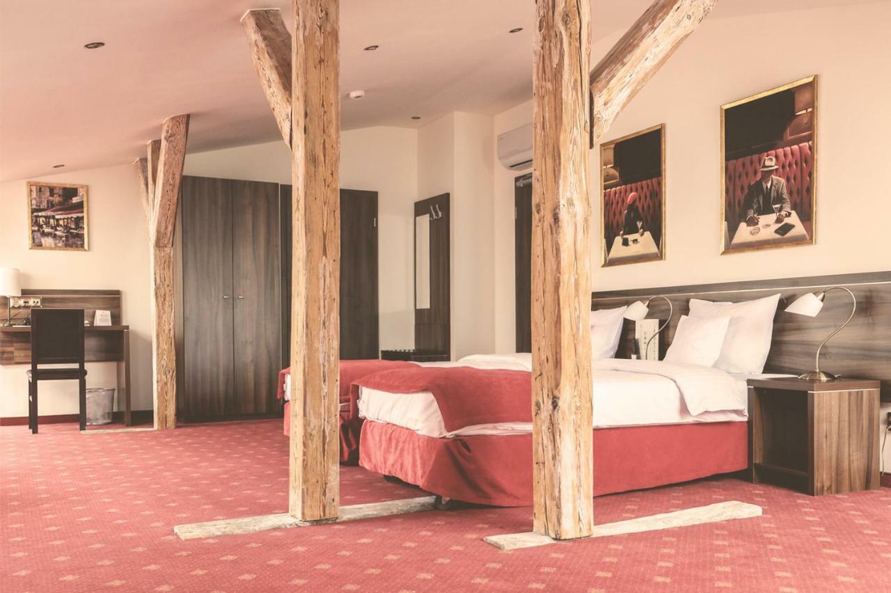 Hotel Centrum Sosnowiec Kültér fotó