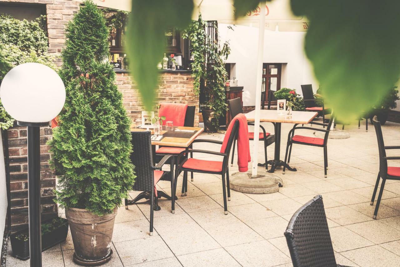 Hotel Centrum Sosnowiec Kültér fotó